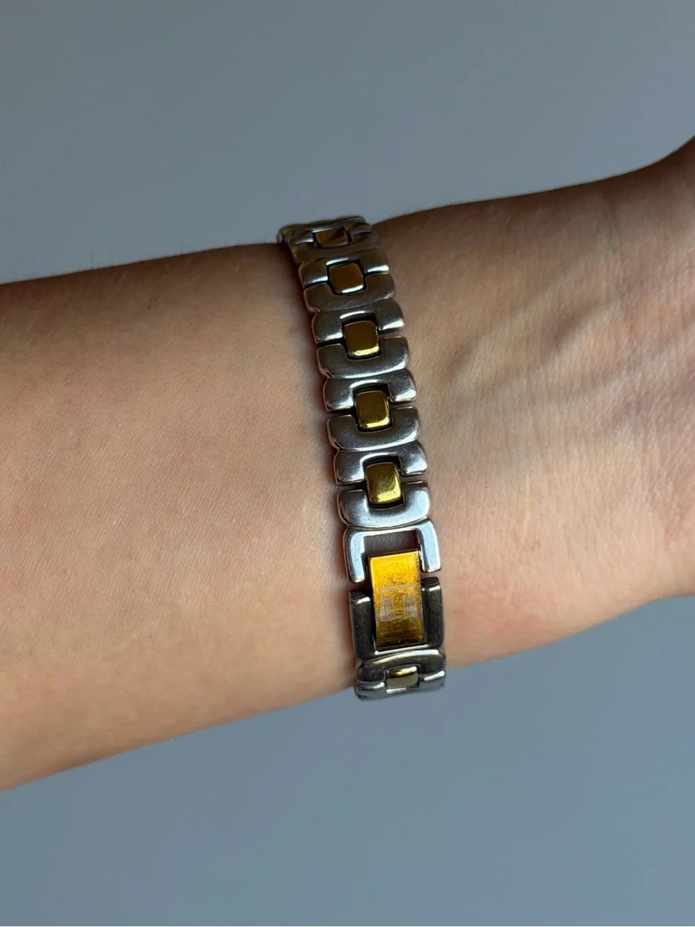 Vintage Tissot 1853 G357 Two Tone Bracelet Watch Swiss Quartz Sapphire Crystal